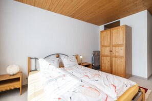 Bedroom with double bed