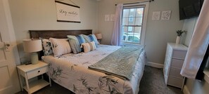 Master bedroom that overlooks the intracoastal waterway