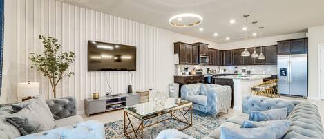 Davenport Vacation Rental | 10BR | 8BA | 4,200 Sq Ft | Small Step to Enter