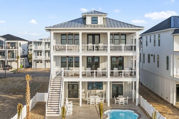 On The Rocks at OIB