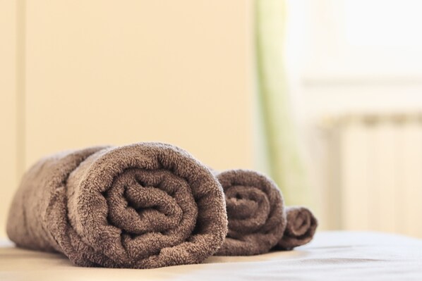 Bathroom amenities