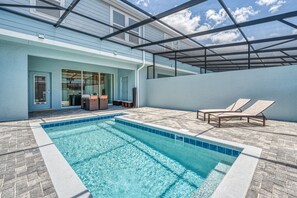 Private pool