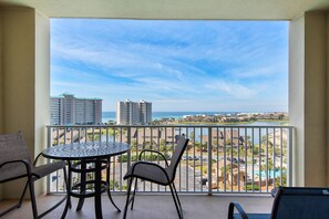 Ariel Dunes II 805 balcony