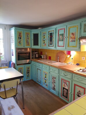 Private kitchen