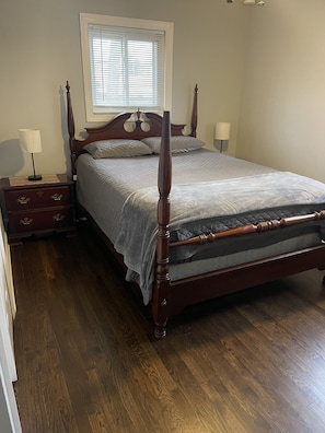 Bedroom 1. One Queen Bed.