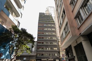 施設の正面