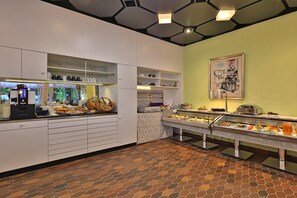 Buffetaamiainen