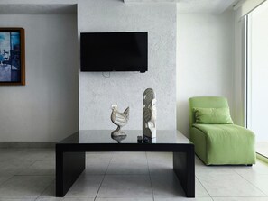 Communal lounge / TV room