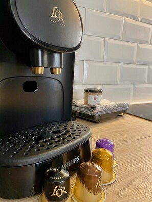 Kaffe och/eller kaffebryggare