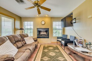 Living Room | Smart TV | Wood-Burning Fireplace