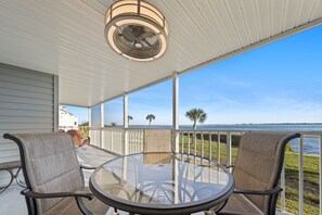 Enclosed patio with beautiful Myakka River views 