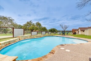 Private Outdoor Pool