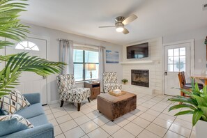 Living Room | Central Air Conditioning & Heating