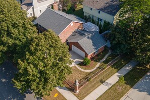 This house is built where the historic Reiss mansion tennis court once stood.