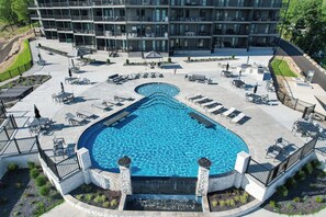 Complex lakeside infinity pool!
