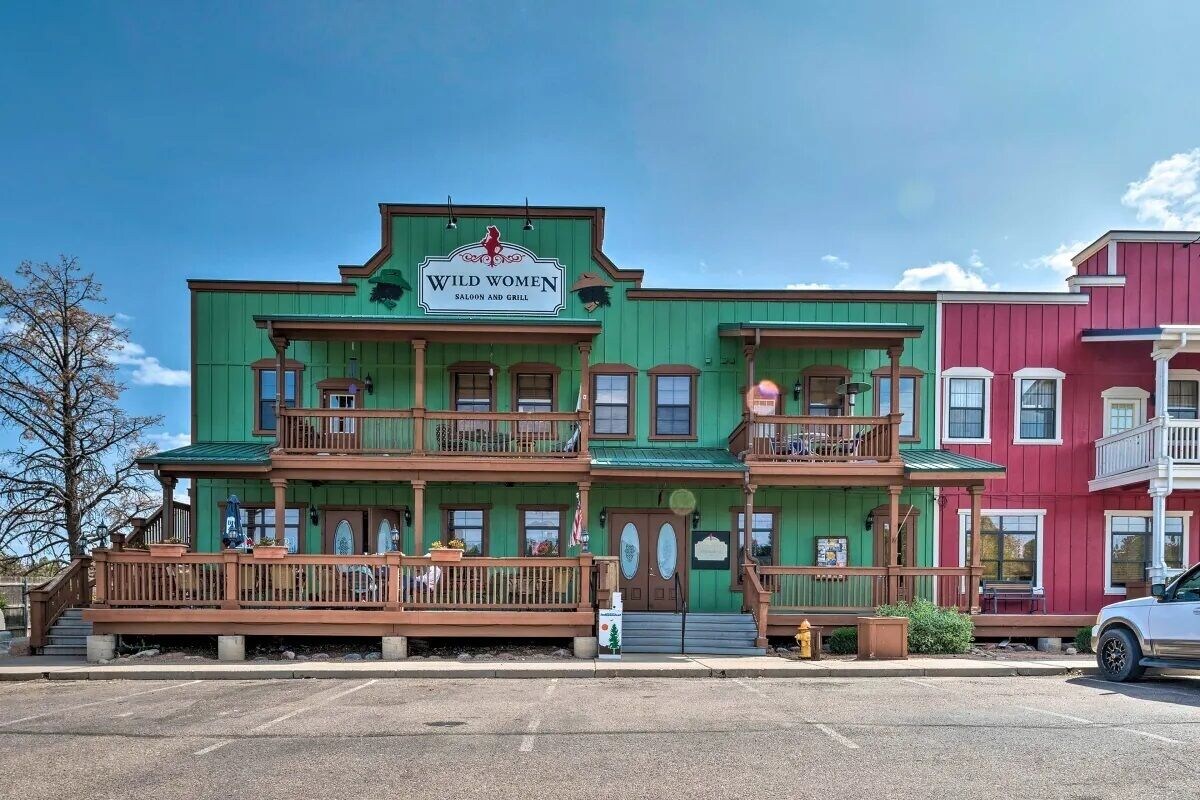 Pet Friendly Retreat in Rim Country! With a Spa!