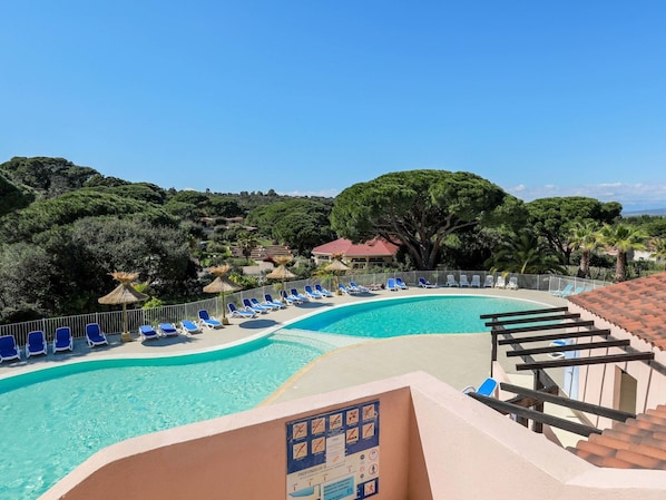 Swimming Pool, Property, Resort, Vacation, Leisure, Real Estate, Building, Tourism, Resort Town, Water Park