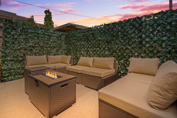 Fire Pit Private Patio with Outdoor Furniture