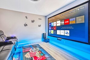 3D Theater Room