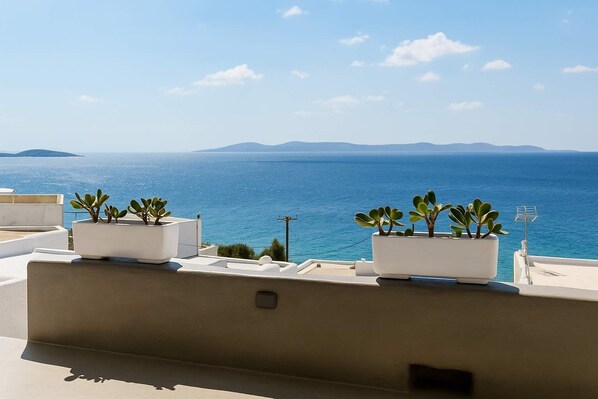 Patio with panoramic sea view – perfect for morning coffee

