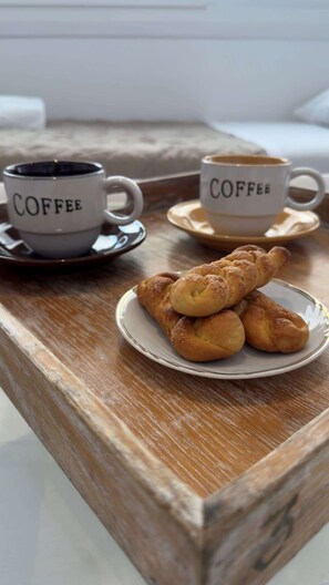 Delicious breakfast served on the patio

