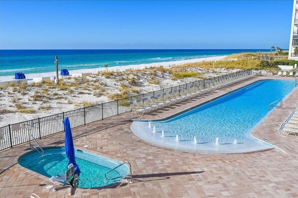 Beachfront Pool