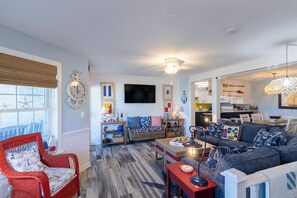 Top Level Living Area
