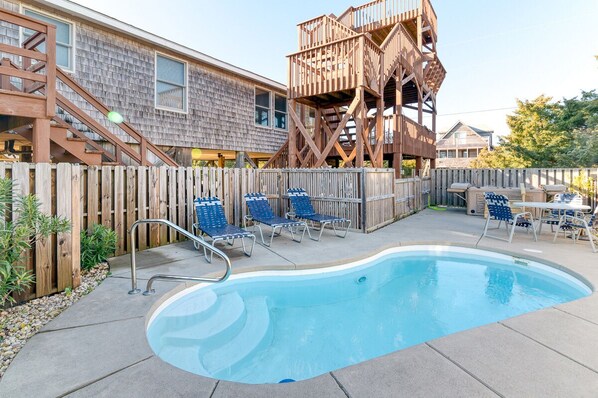 Private Pool