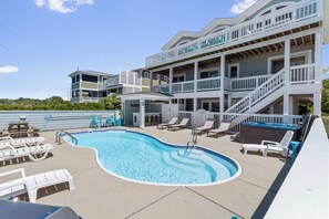 Private Pool