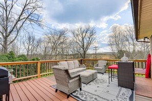 Back Deck | Gas Grill