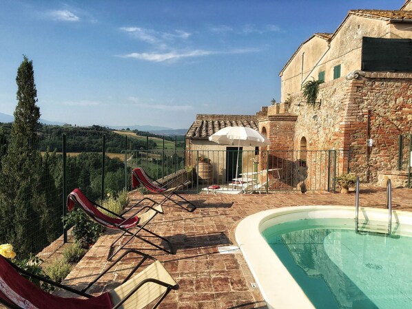 Building Exterior, Main, Pool, Scenic View