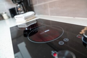 Kaffee und/oder Kaffeemaschine