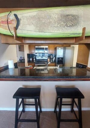 Dining/Kitchen area