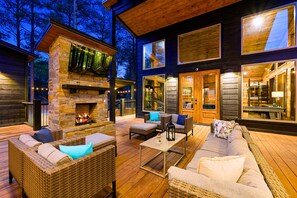 Central outdoor space where everyone can hang out!