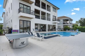 Lounge in the Florida sun and enjoy your relaxing days after the parks