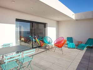 Meubles, Chaise, Table, Bois, Design Intérieur, Ombre, Sol, Sol, Salon, Mobilier De Jardin