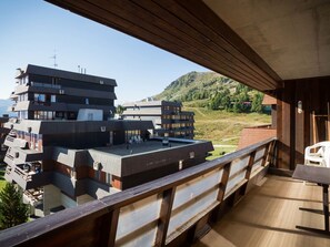 Propriété, Bâtiment, Ciel, Bois, Ombre, Maison, Immobilier, Dur, Arbre, Toit