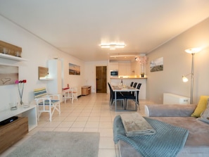 Tabelle, Gebäude, Holz, Lampe, Haus, Stuhl, Flooring, Hartholz, Komfort, Wohnzimmer
