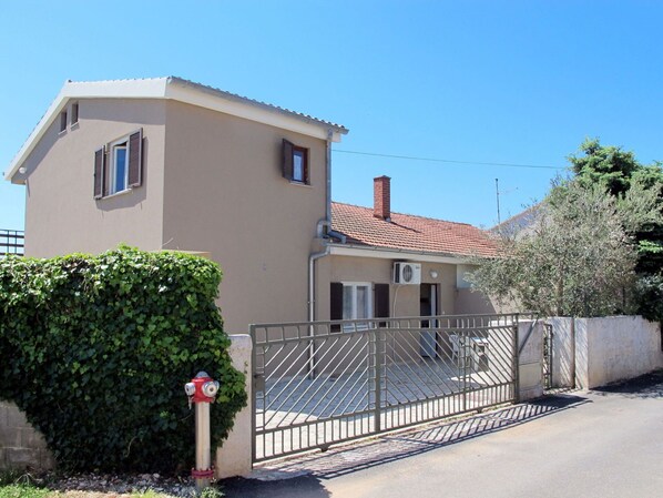 Ciel, Plante, Fenêtre, Propriété, Bâtiment, Lot Terre, Architecture, Maison, Porte, Chalet