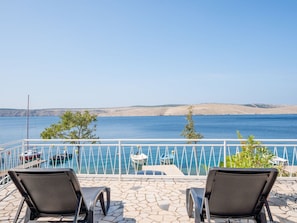 Water, Sky, Furniture, Building, Blue, Chair, Azure, Outdoor Furniture, Lake, Plant