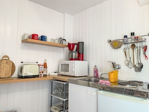 Cuisine, Appareil De Cuisine, Design Intérieur, Comptoir, Principaux Appliance, Meubles, Pièce, Petit Appareil, Cabinetry, Électroménager