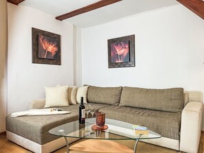 Meubles, Canapé, Design Intérieur, Sol, Sol, Salon, Pièce, Domicile, Éclairage, Coussin