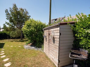 Ciel, Plante, Bâtiment, Bois, Lot Terre, Paysage Naturel, Chalet, Herbe, Paysage, Arbre