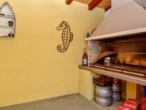 Aliments, Propriété, Bâtiment, Appareil De Cuisine, Bois, Art, Autocollant Mural, Maison, Électroménager, Gaz