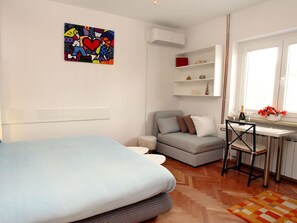 Möbel, Eigentum, Bilderrahmen, Fenster, Komfort, Holz, Wohnzimmer, Interior Design, Flooring