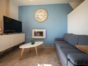 Furniture, Couch, Property, Table, Comfort, Interior Design, Building, Lighting, Wood, Living Room