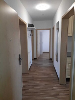 Ferienwohnung Typ 3 (BestBoarding24 Holzgasse 10)-Flur