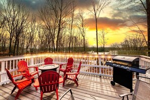 [Outdoor Patio, Upstairs] Indulge in an evening of sunset hues, a starlit sky, and the warmth of a flickering fire pit…