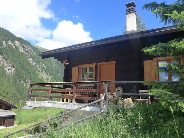 Sky, Cloud, Plant, Building, Window, Mountain, Wood, House, Cottage, Architecture