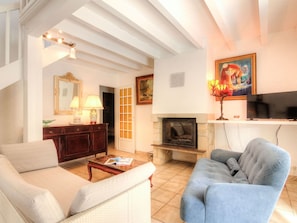 Cadre, Propriété, Canapé, Meubles, Table, Confort, Salon, Plante D'Appartement, Design Intérieur, Bois